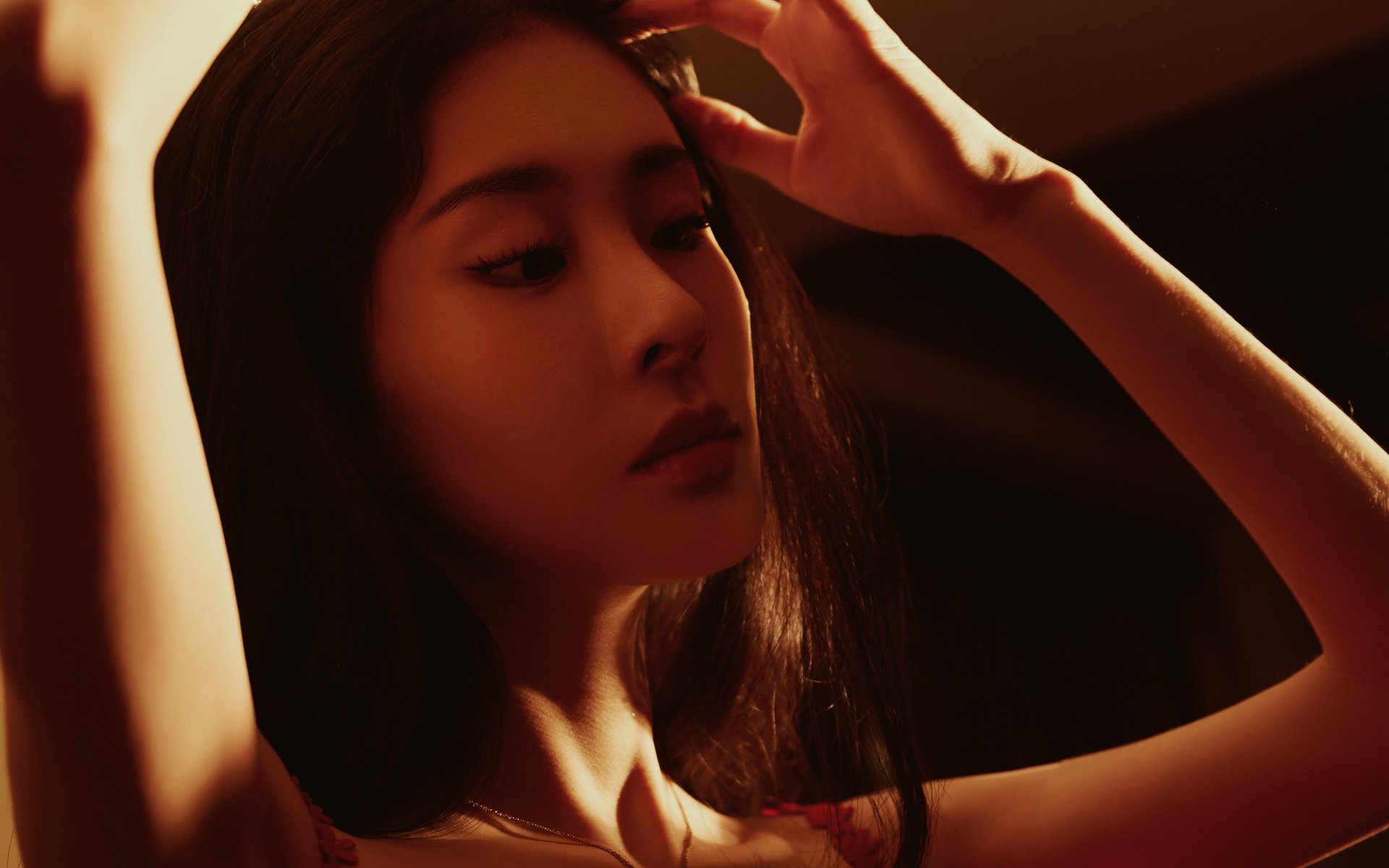 哥伦比亚骑手安德烈亚·瓦尔加斯在2024年巴黎奥运会盛装舞步比赛中取得第20名，表现出色。