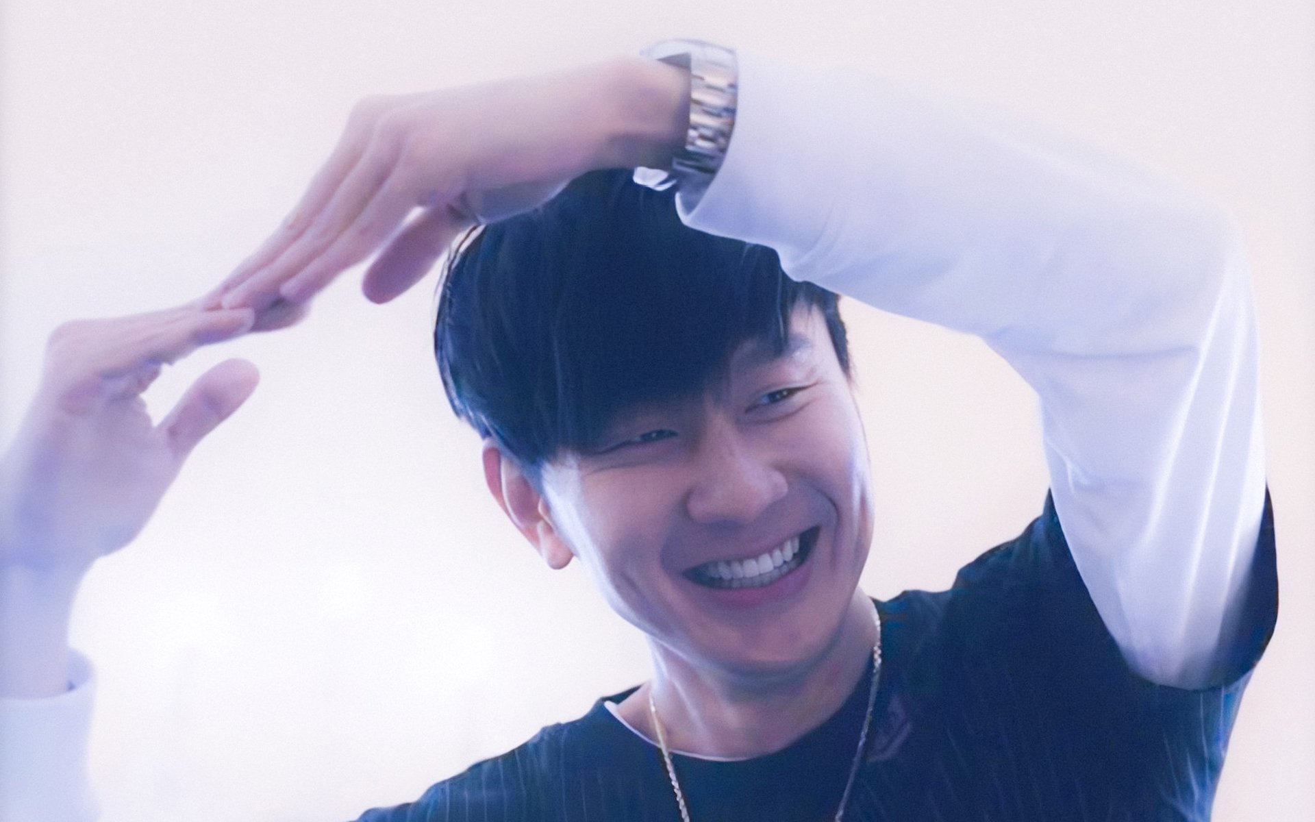 fb体育中国-哥伦比亚女足在巴黎奥运会比赛中以2-0战胜西班牙，哥伦比亚男足首发